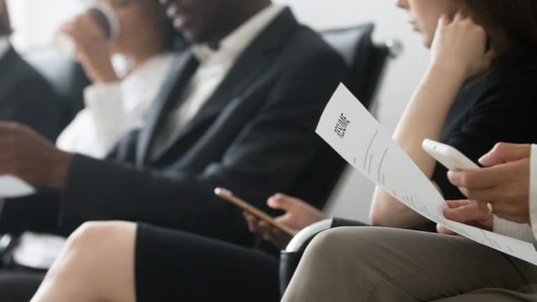 1211-guide-entrevues-770x433